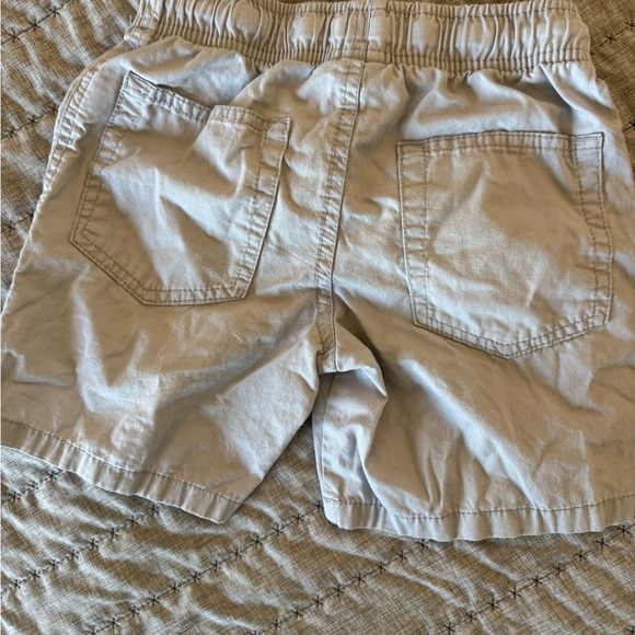 Boys 4 pairs of shorts! - Picture 10 of 13